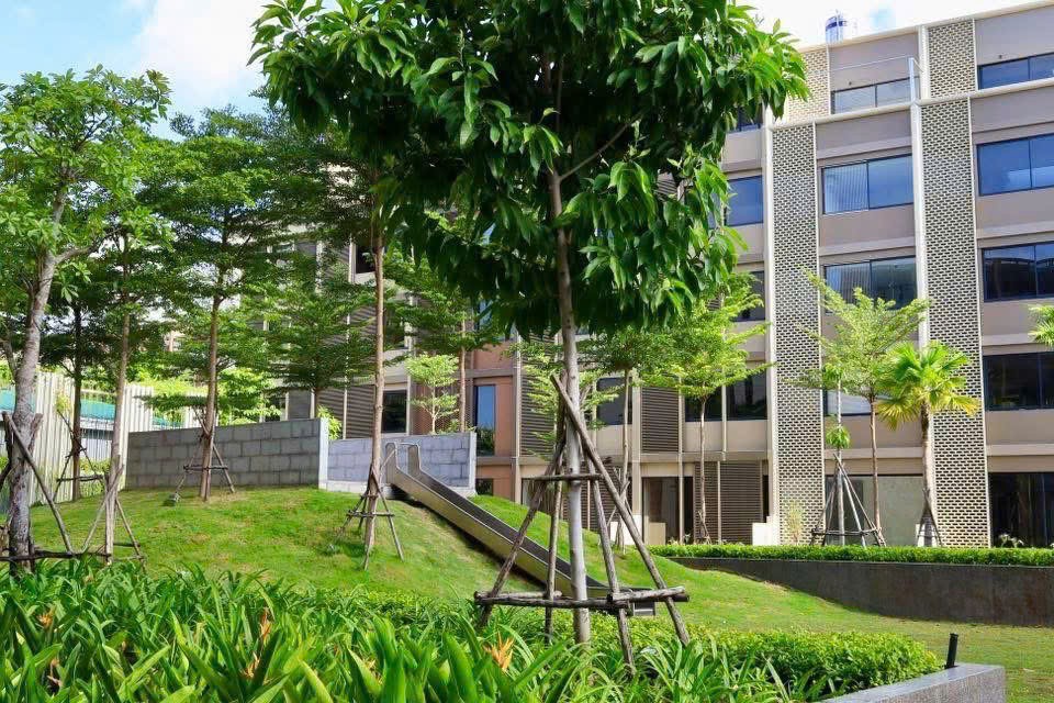 SOHO - The Global City 31