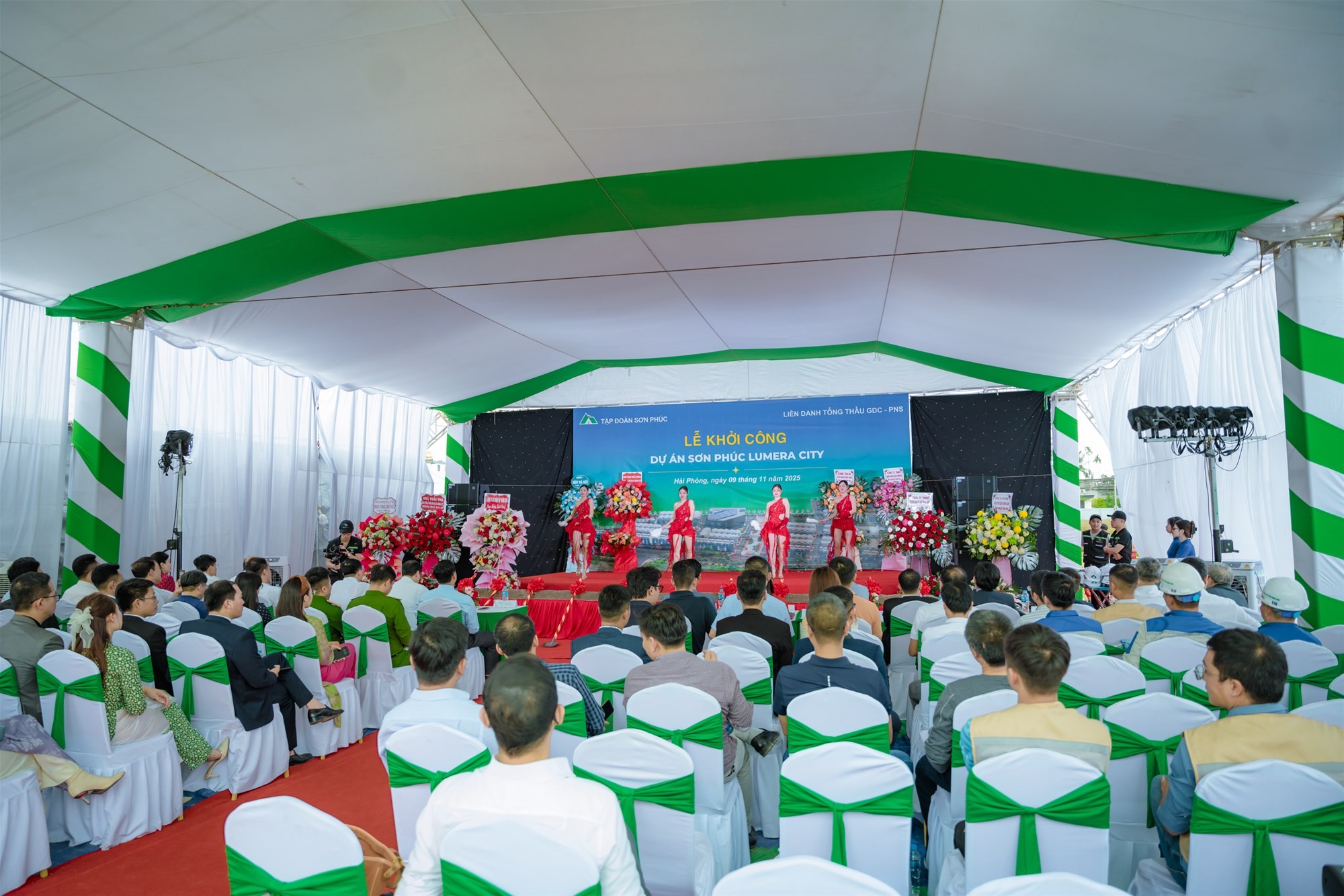 Sơn Ph&uacute;c Lumera City