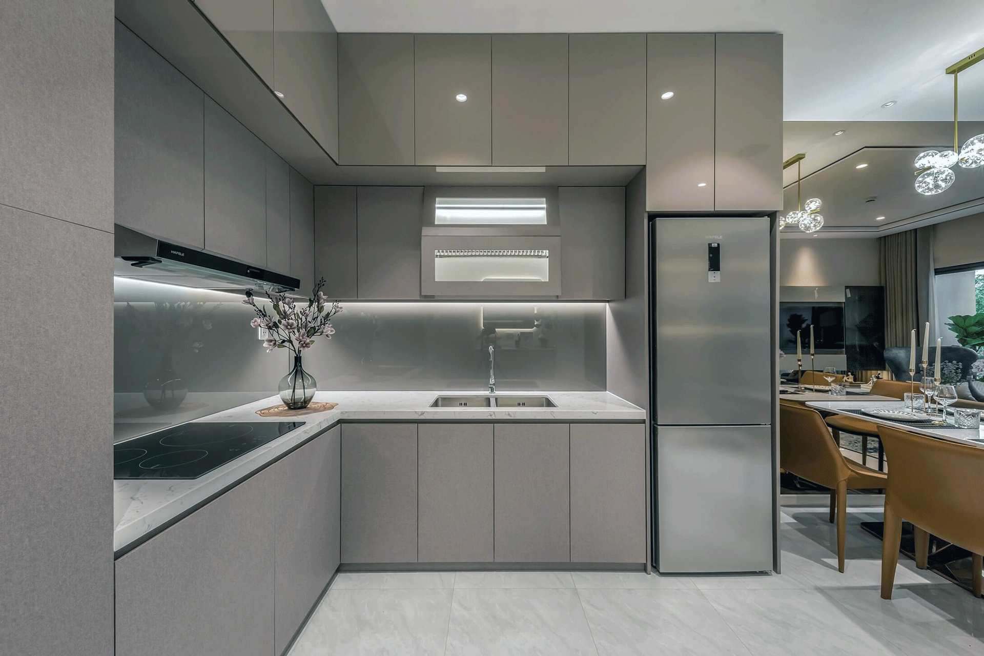 Khải Hoàn Imperial 27