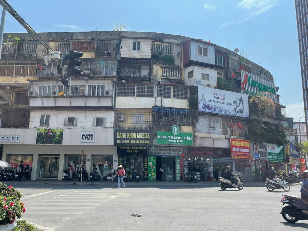 Giá nhà Hà Nội leo thang: Tập thể cũ 70 triệu/m² trở thành lựa chọn bất đắc dĩ