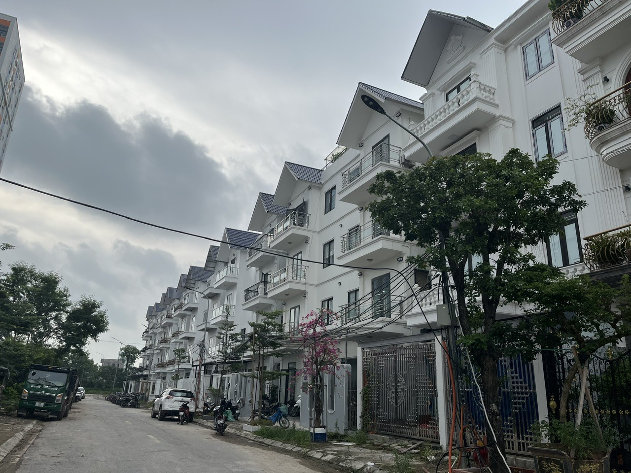 Khu biệt thự nhà vườn Apromaco