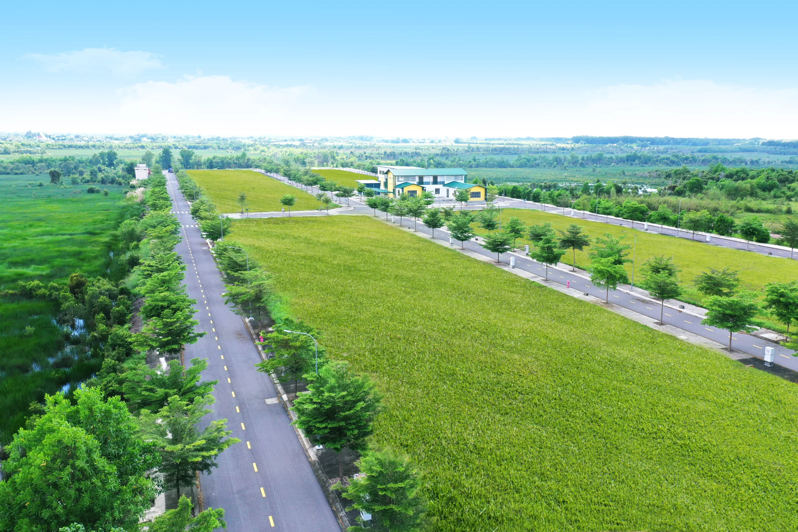 Đức Hoà Central 13