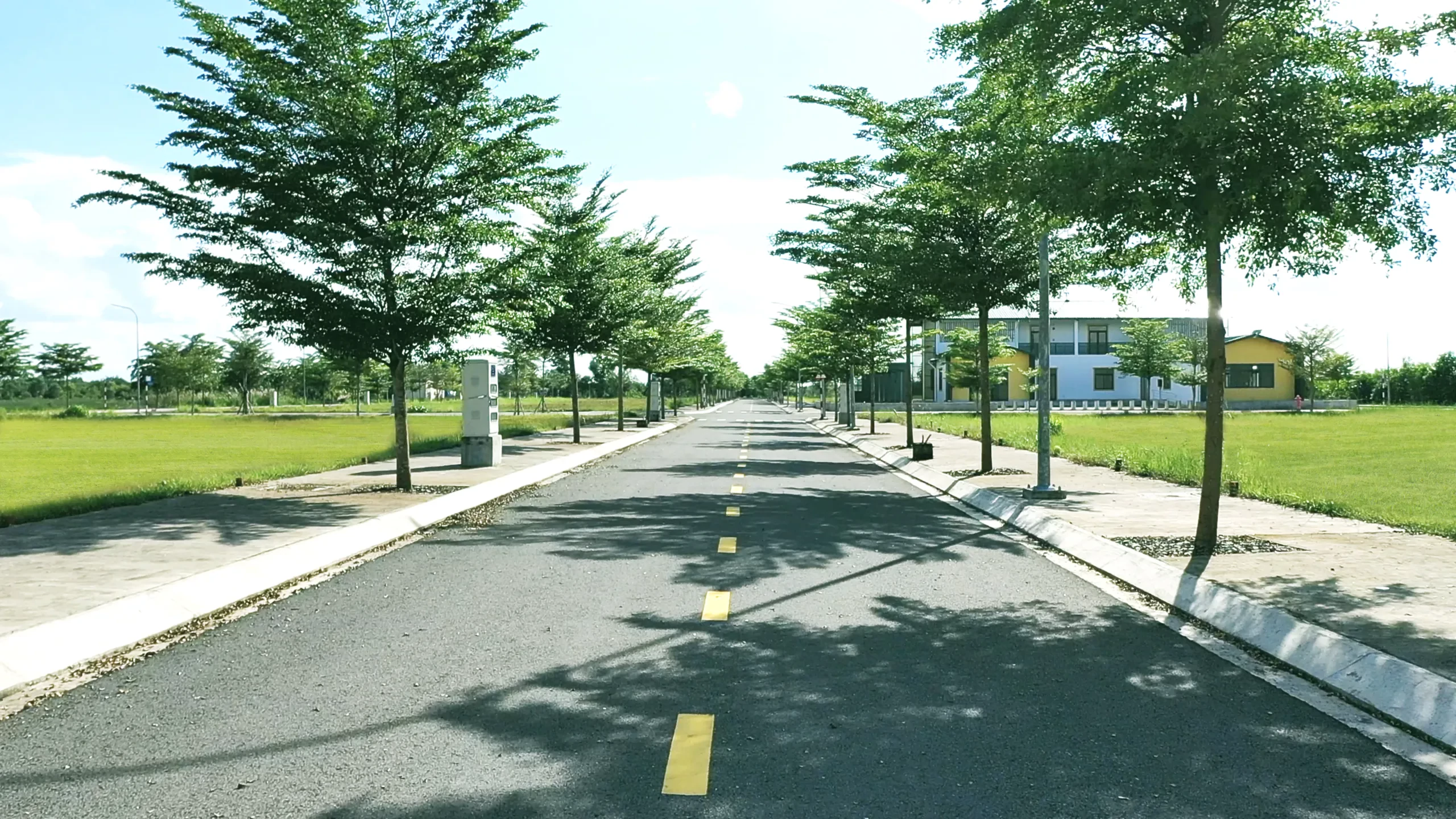 Đức Hoà Central 18