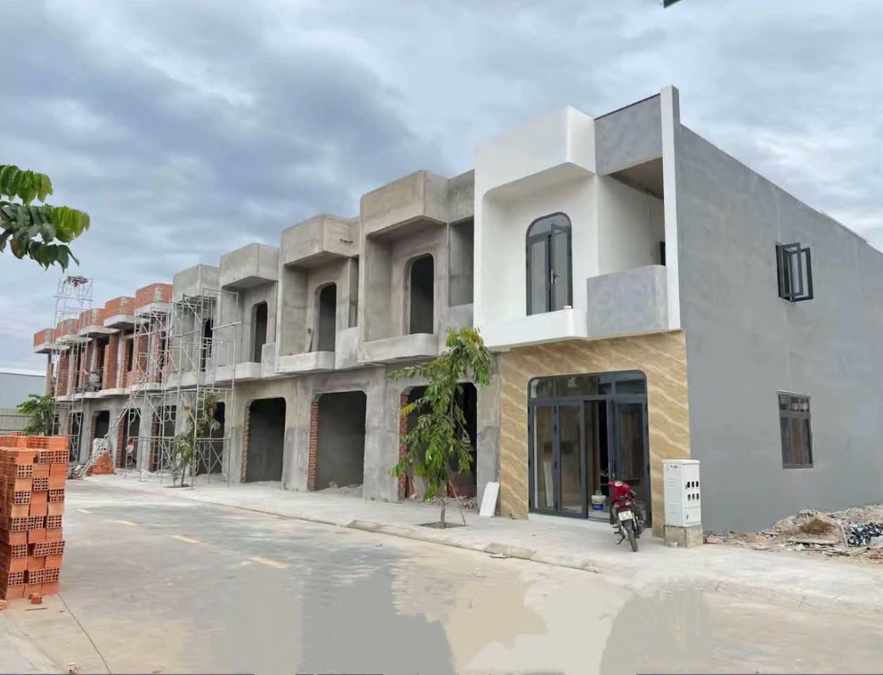 Khu nh&agrave; ở Hướng Dương