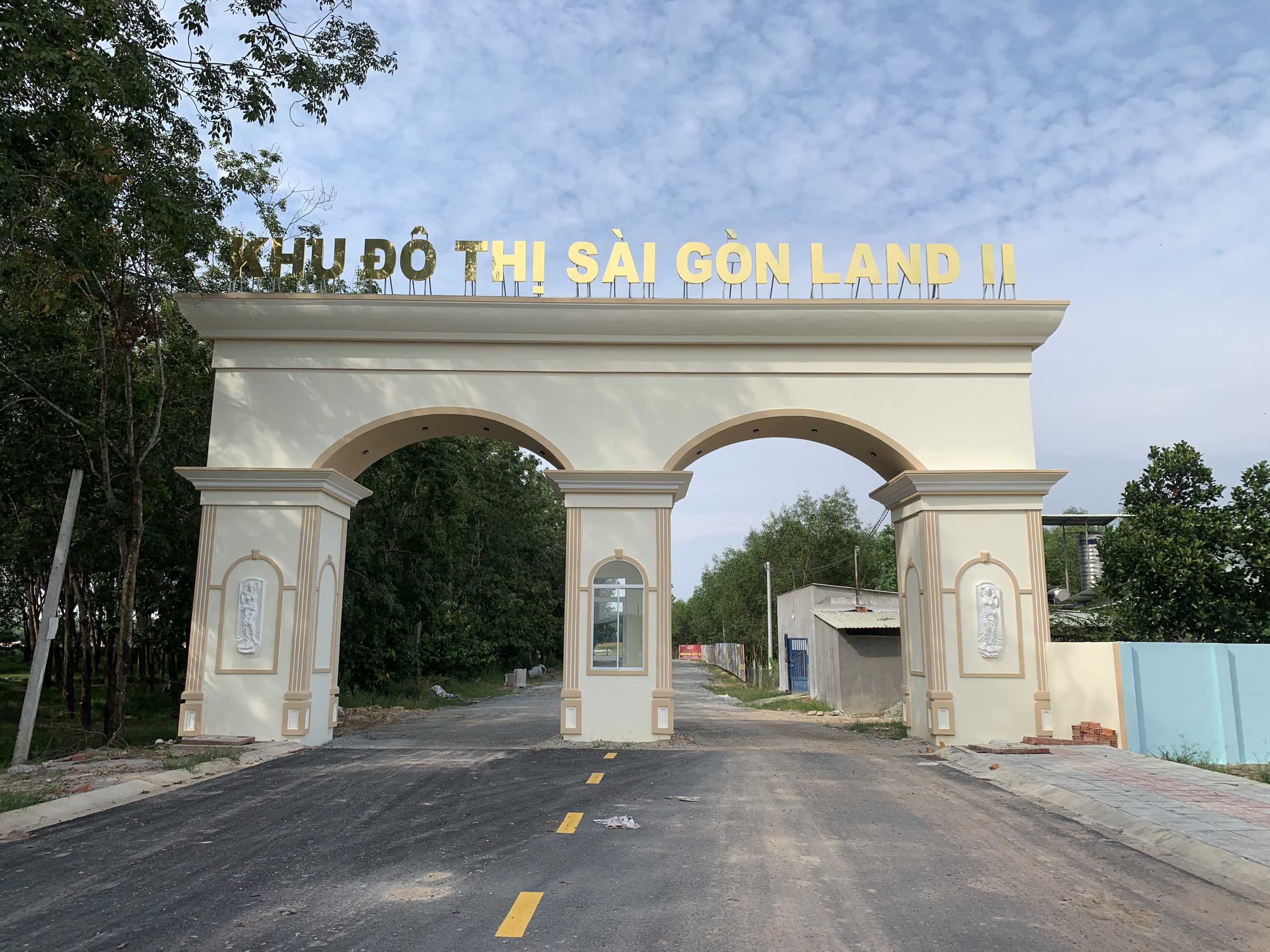Khu nhà ở Sài Gòn Land 2 14