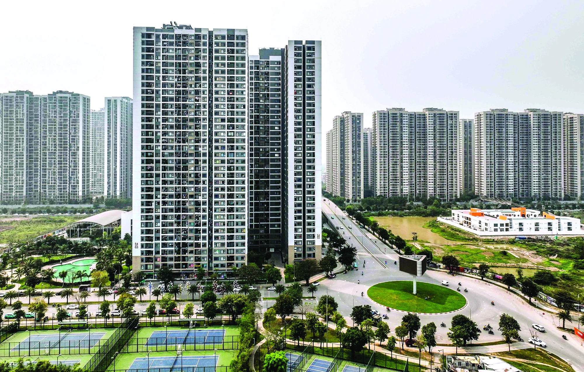 Chuyên gia dự đoán giá nhà Hà Nội sẽ tăng 20%, TP.HCM bán ra 8.000 căn hộ trong năm 2024