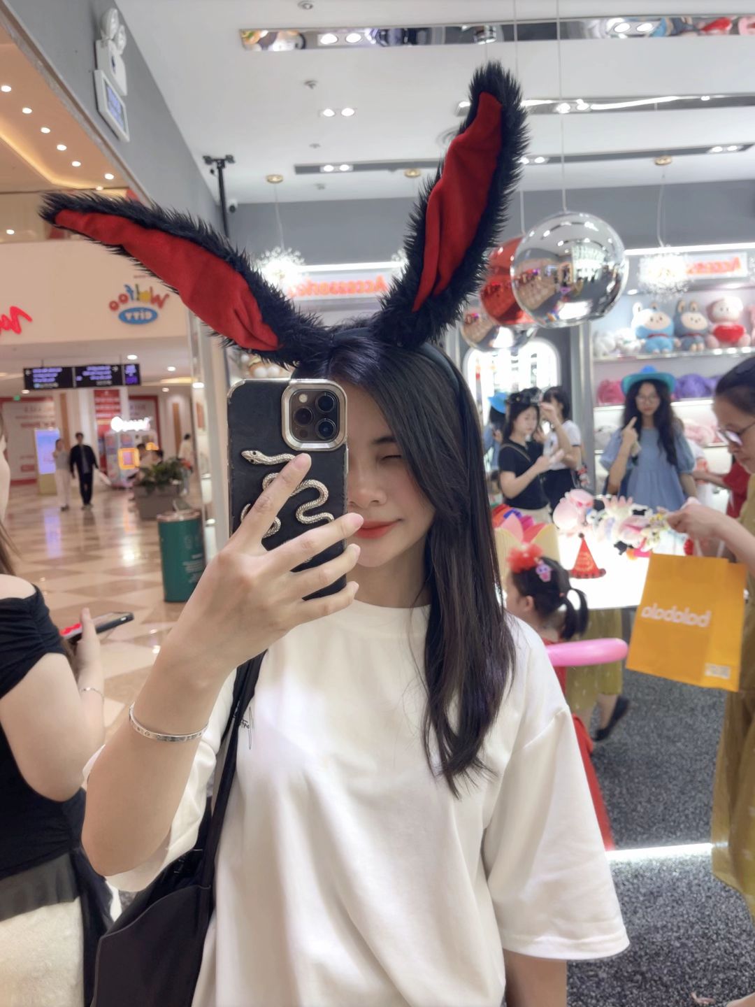 Nguyễn Nga