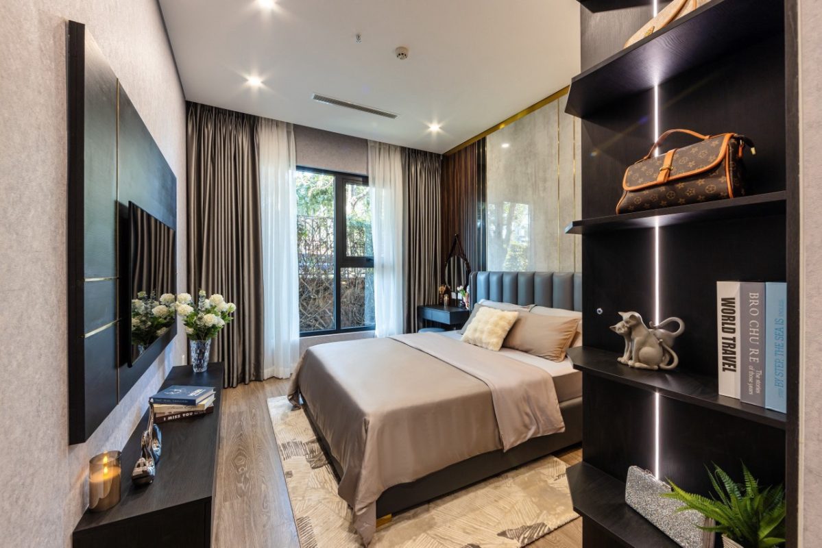 A&T Saigon Riverside 28