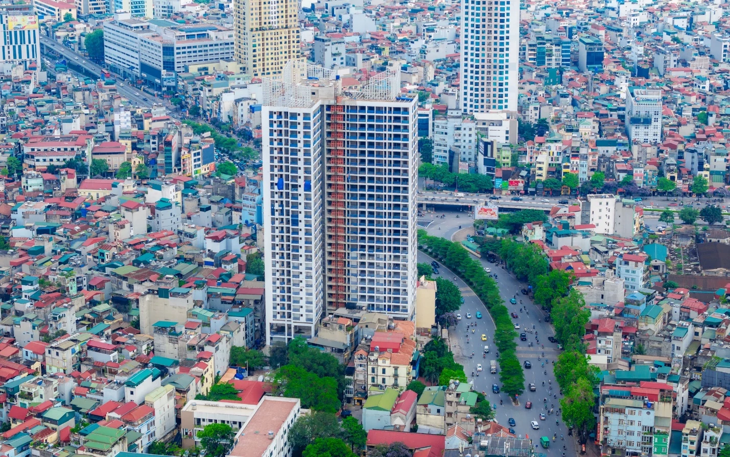 Giá nhà đất thổ cư Hà Nội leo thang, giao dịch trầm lắng