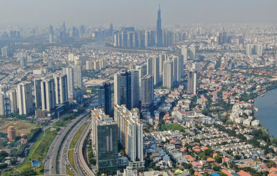 Nghịch lý nhà ở TP.HCM: Giá bán lập đỉnh, giá thuê giậm chân tại chỗ