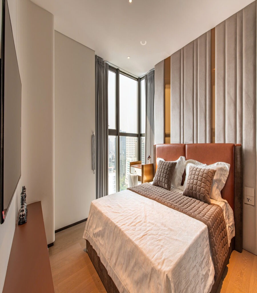 Lumière Bayfront 36