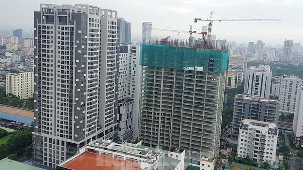 Yêu cầu Bộ Xây dựng làm rõ việc đẩy giá căn hộ khi xây tầng lánh nạn