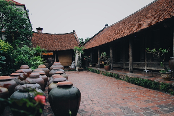 Ngôi nhà cổ 300 tuổi ở Hà Nội, Việt Nam
