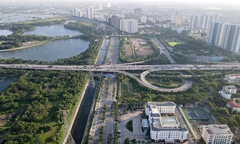 Đánh giá khó khăn và tiềm năng của thị trường bất động sản phía Nam Hà Nội