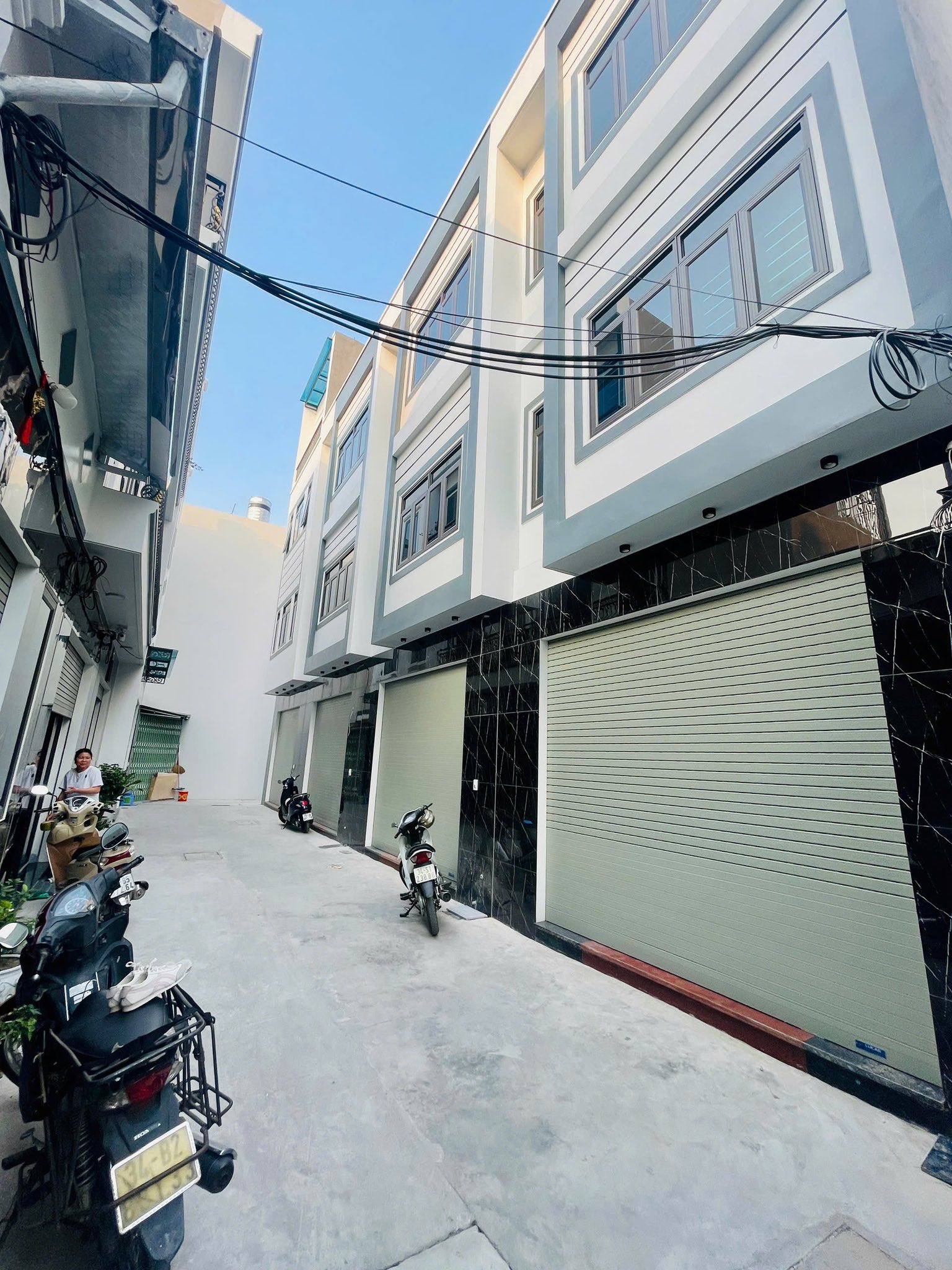 Bán 3 căn nhà 3 tầng ngõ phố Nguyễn Thị Duệ, ph Thanh Bình, TP HD, 45m2, mt 4.6m, 2.78 tỷ