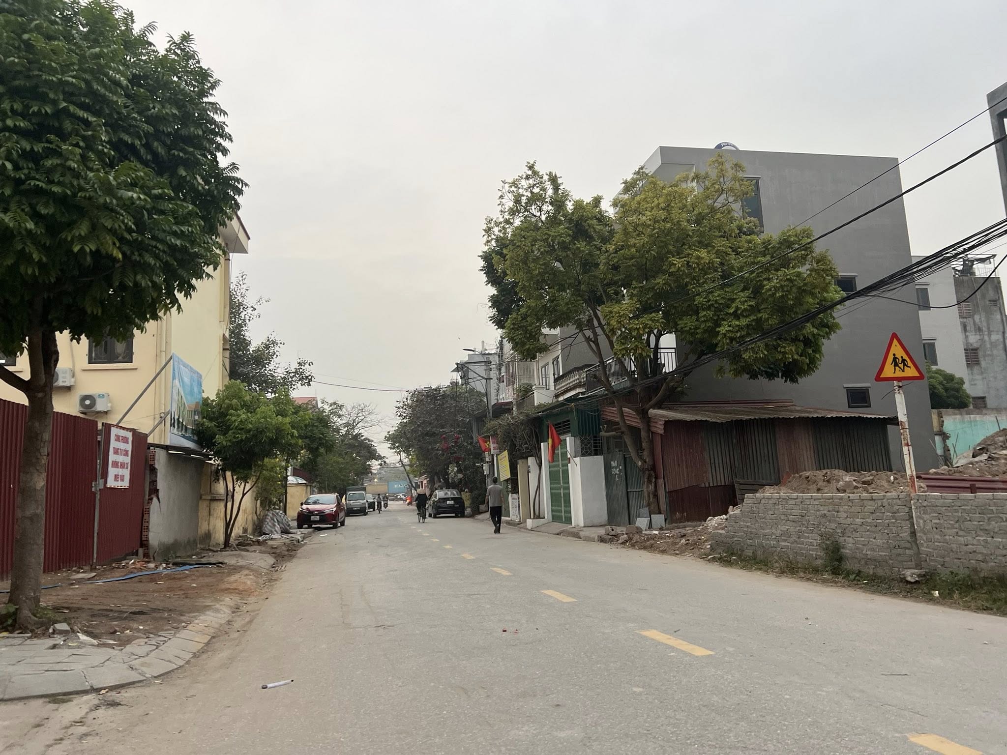 Bán lô đất mặt phố Phan Bội Châu, ph Cẩm Thượng, TP HD, 54.6m2, mt 4.92m, KD buôn bán