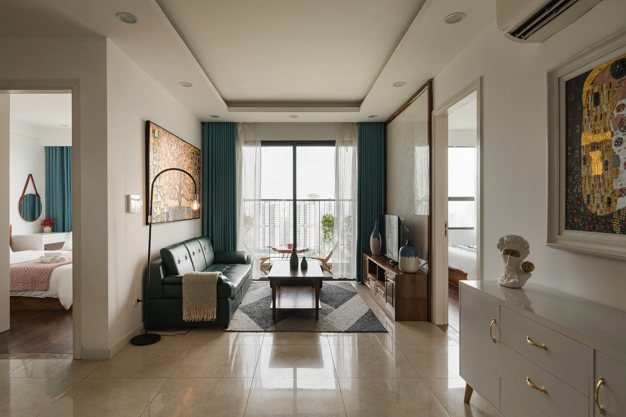 Bán căn hộ 2PN Vinhomes D'Capitale giá chỉ 9 tỷ chốt luôn