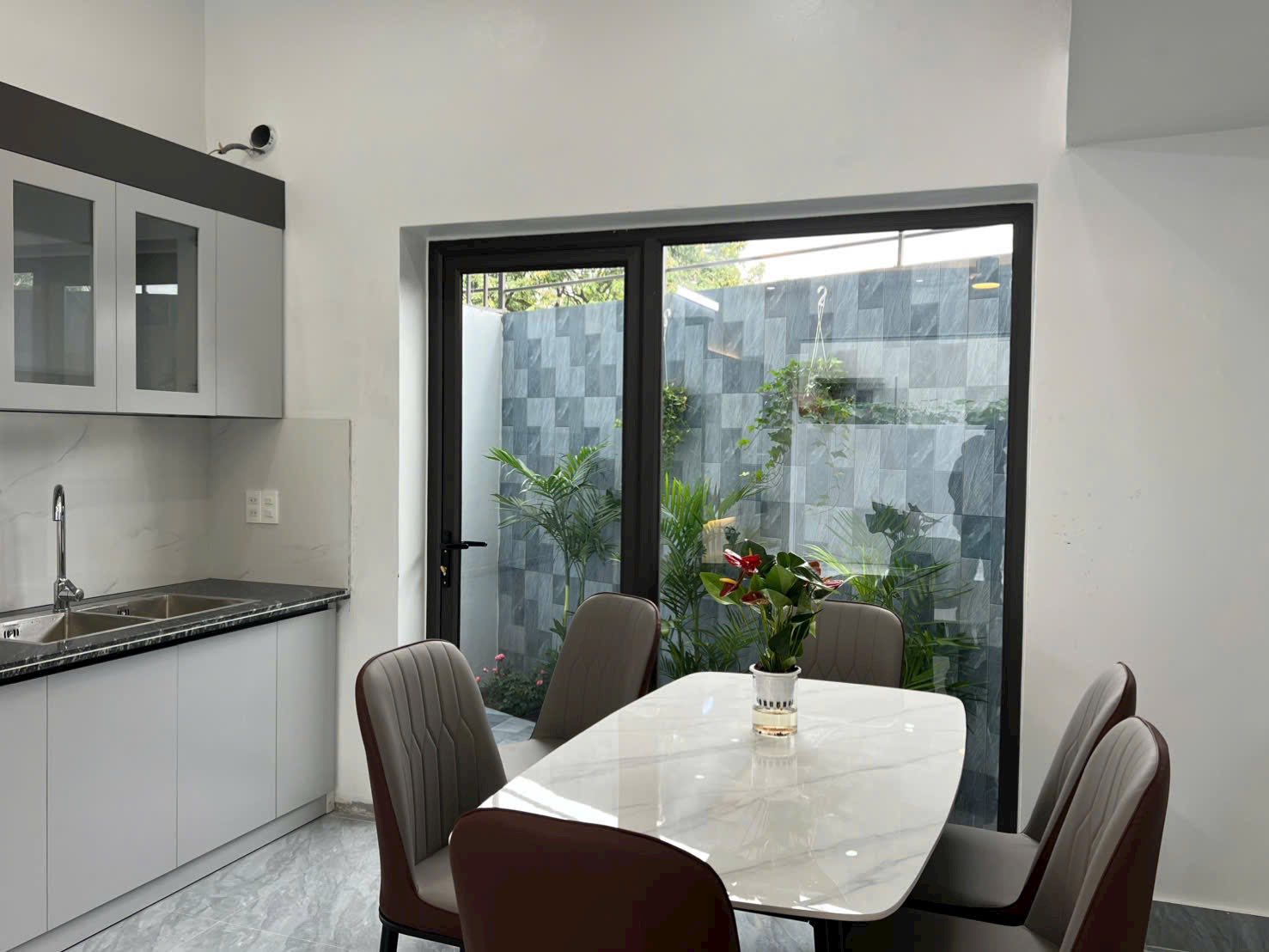 Bán căn nhà 3 tầng ngõ phố Trần Quang Diệu, ph Hải Tân, TP HD, 46m2, mt 5m, 3 ngủ, 2.35 tỷ 5