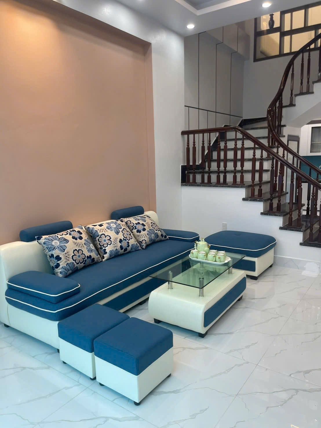 Bán căn nhà 3 tầng ngõ phố Tuệ Tĩnh, ph Bình Hàn, TP Hải Dương, 46.8m2, mt 4m, 3 ngủ, 3 vs 6