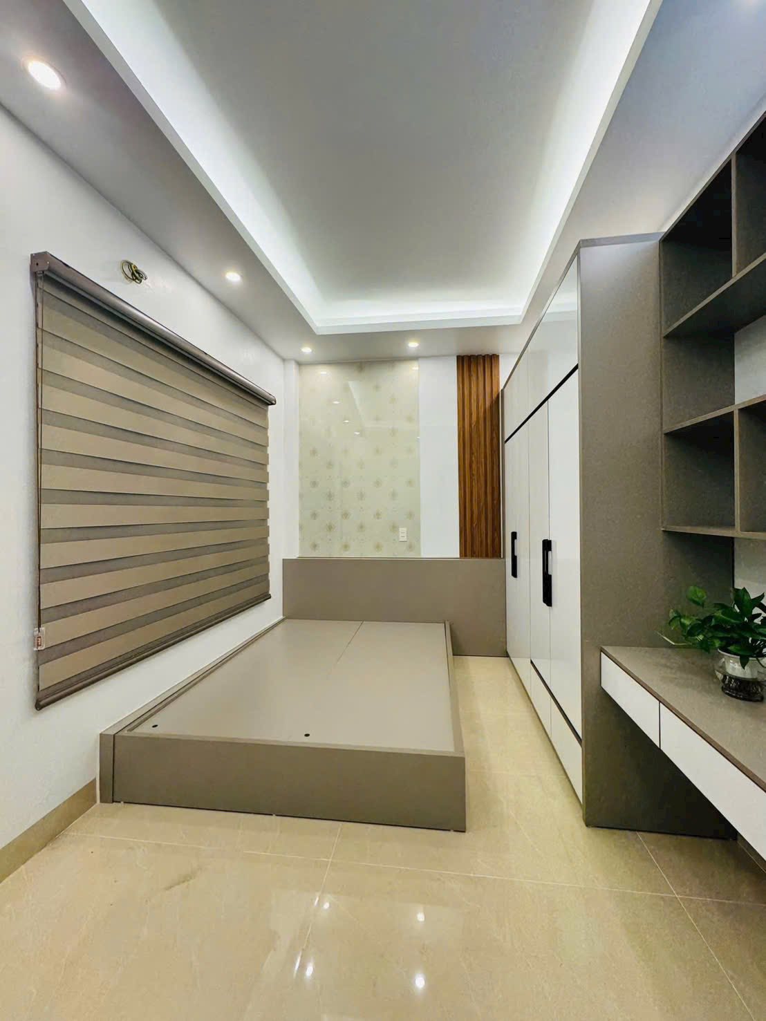 Bán 2 căn nhà 3 tầng ngõ phố Lê Viết Hưng, ph Ngọc Châu, TP HD, 46m2, mt 4m, 3 ngủ, ngõ oto 7