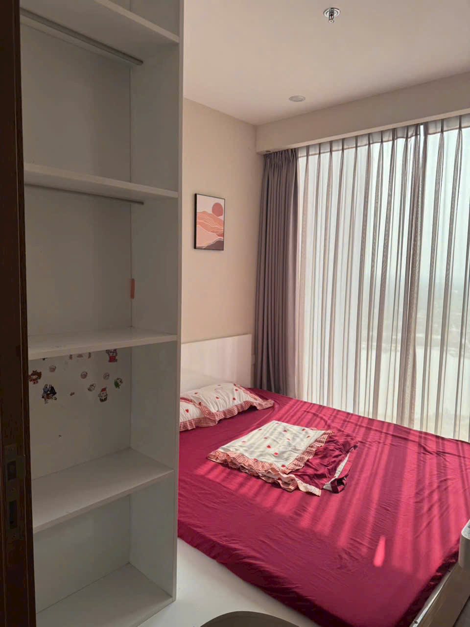 Bán căn chung cư Lighthouse tòa H2, tầng cao, Ecopark Hải Dương, 51m2, 2 ngủ, đủ đồ, giá rẻ 10