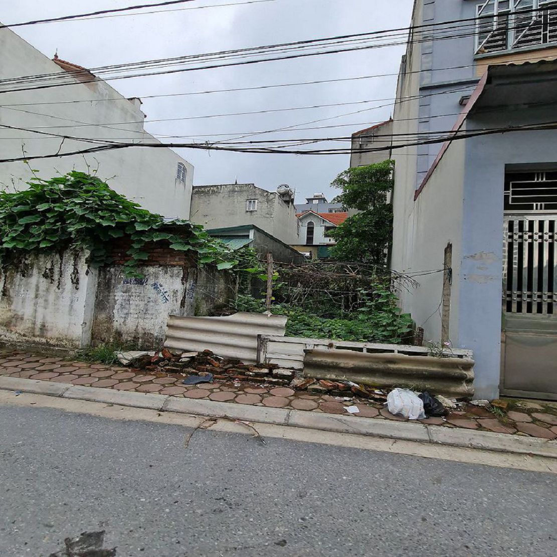 39m2 đất TĐC Trâu Quỳ, đường 13m vỉa hè... Giá đầu tư. Lh 0989894845 Địa chỉ: Khu #Tái_định_cư_Trâu 3