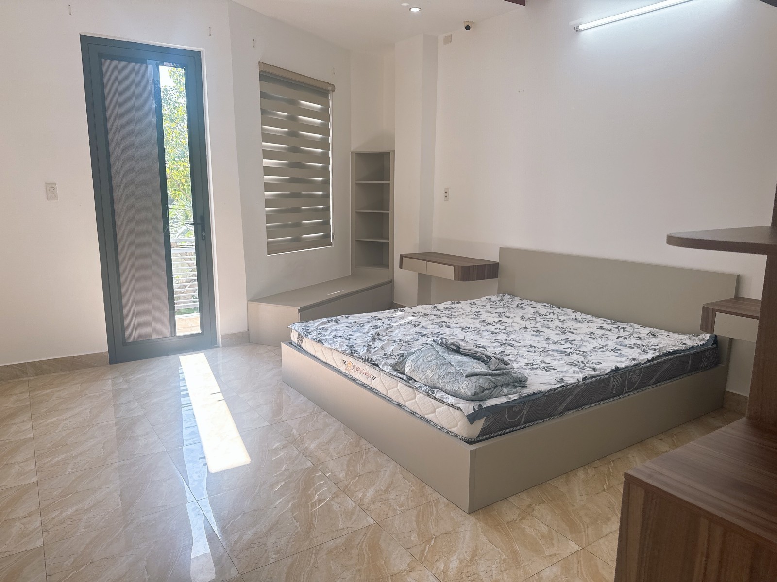 Bán nhà 3 tầng mặt tiền Yên Khê 2, gần lô góc, gần 80m2, kinh doanh tốt 2