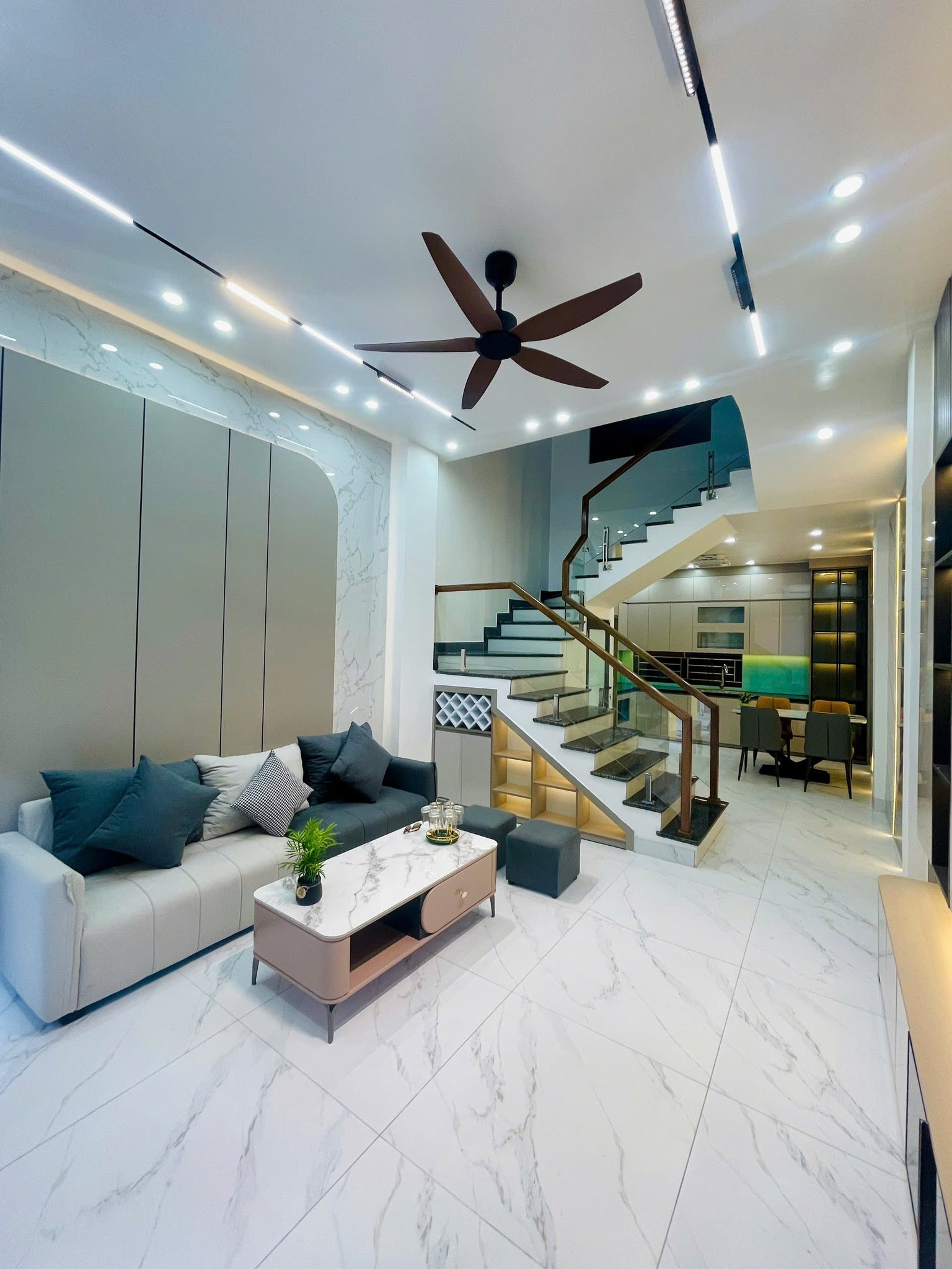 Bán nhà 3 tầng ngõ phố Chu Văn An, ph Quang Trung, TP HD, 51m2, 3 ngủ, 3 vs, chỉ 3.18 tỷ 2