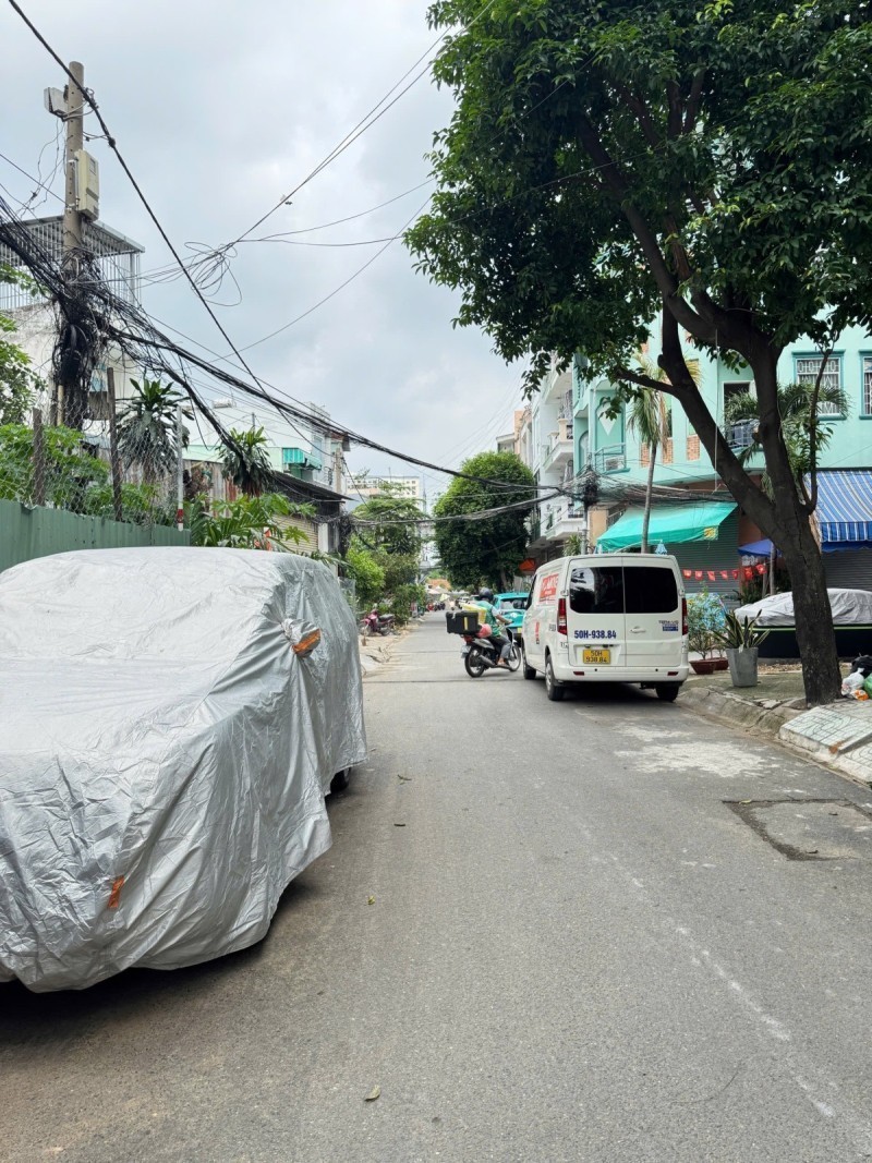 ‼Nguyễn Hữu Cảnh - Đi bộ ra Metro – Hẻm nhựa ô tô tránh – 4 tầng vuông vức – 13.X tỷ