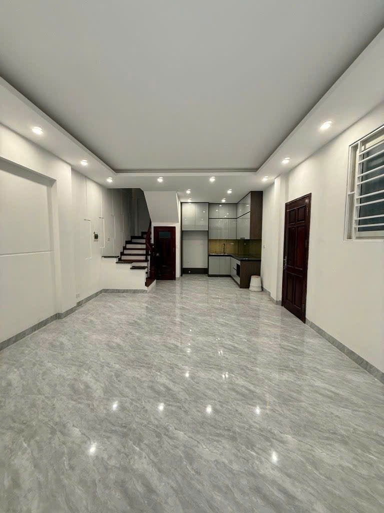 Nhà Đẹp 5 Tầng Lô Góc  Hoàng Hoa Thám, Tây Hồ, Hà Nội - Diện tích 52mv MT 5m - Giá 14.98 Tỷ 2