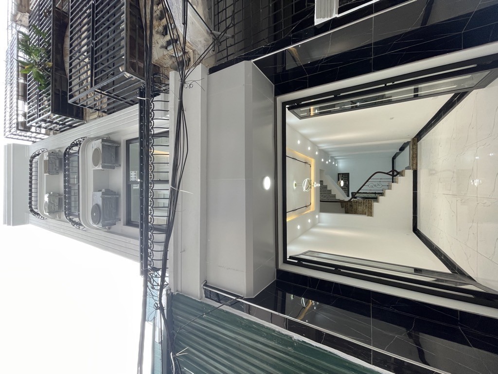 Bán nhà Tô Vĩnh Diện, Thanh Xuân, Ô tô, Kinh doanh, 43m2, 15.6 tỷ(CTL)