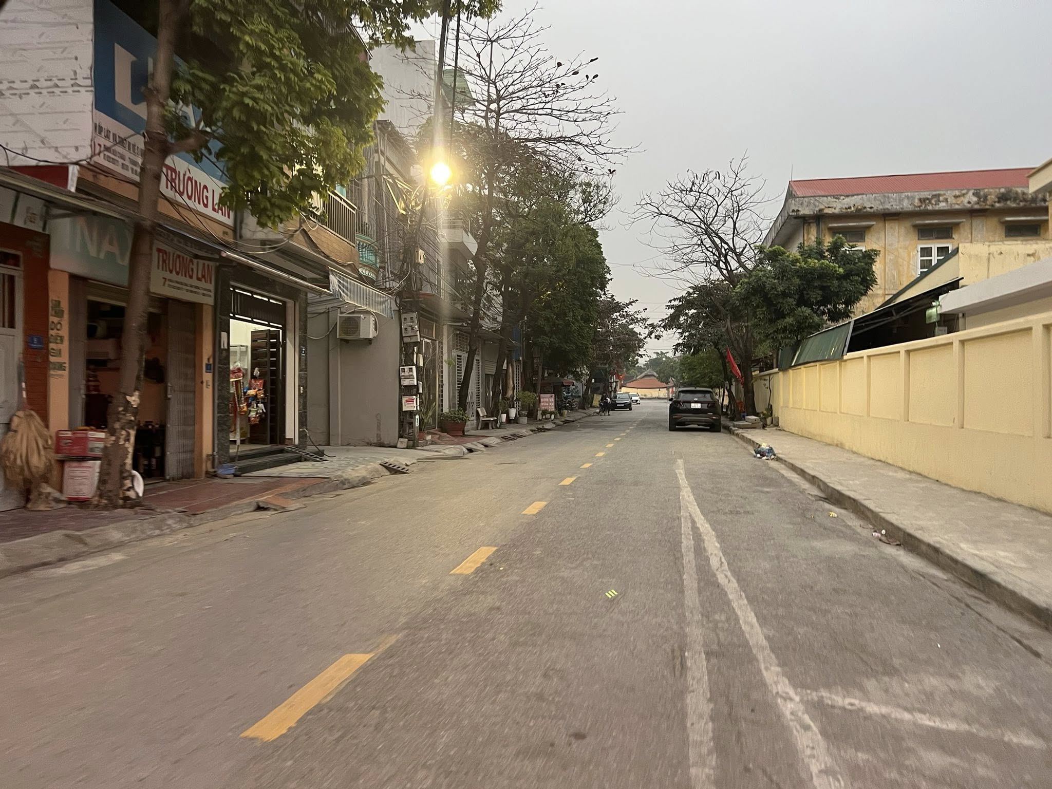 Bán lô đất mặt phố Phan Bội Châu, ph Cẩm Thượng, TP HD, 54.6m2, mt 4.92m, KD buôn bán 2