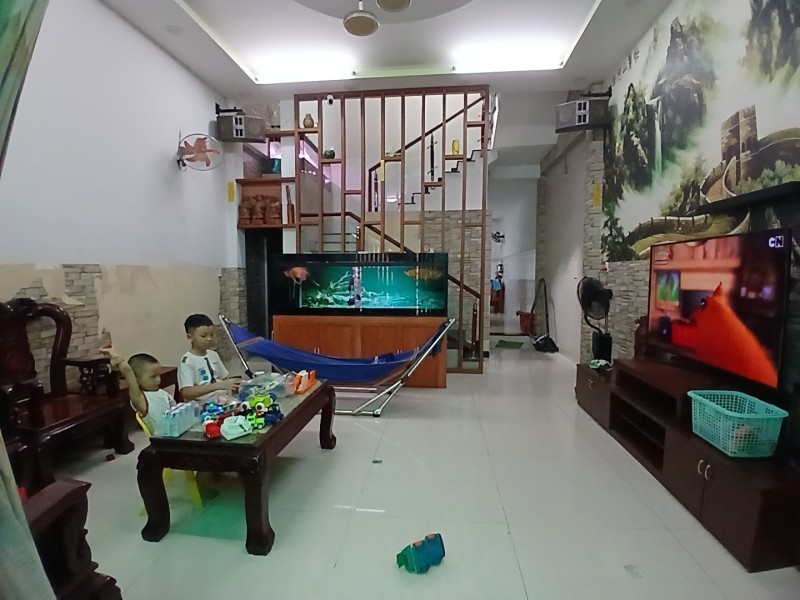 Bán nhà 3 tầng đường Trần Thị Điệu, Phường  Phước Long B, Q9, Thủ Đức, TP HCM. DT - 95m2, 3 tầng.