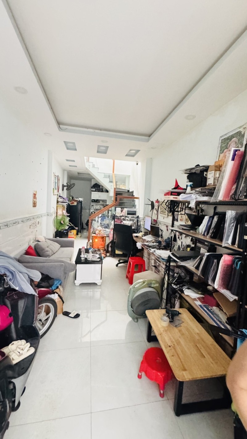 CHỢ VẢI PHÚ THỌ HÒA 39M2 2 TẦNG 2PN 2WC CHỈ 3.95 TỶ