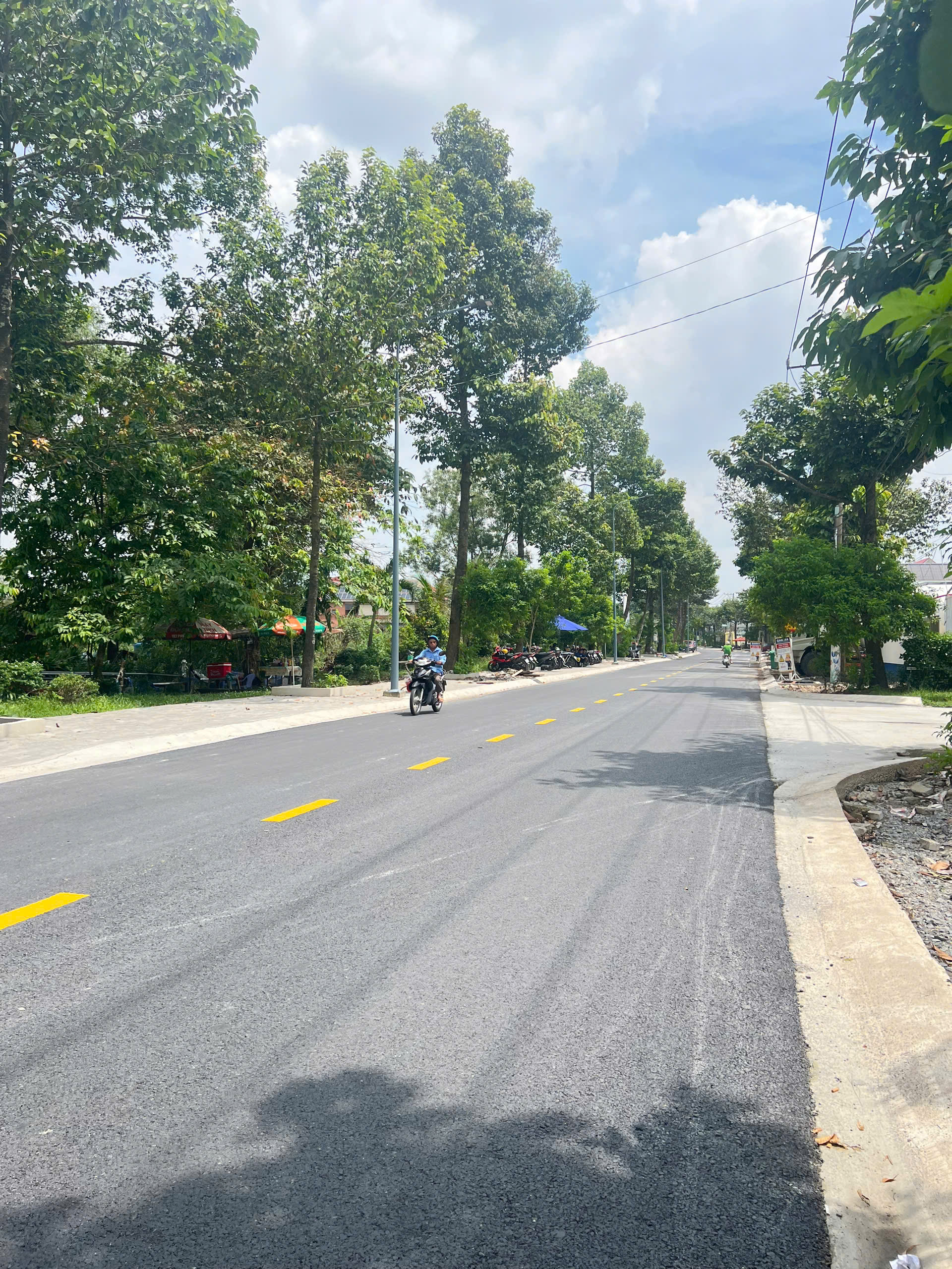 Bán gấp 3 lô đất mỗi lô 4x30m2 thổ cư ngay đường hô văn cống 1 xẹc đường trước nhà 7m