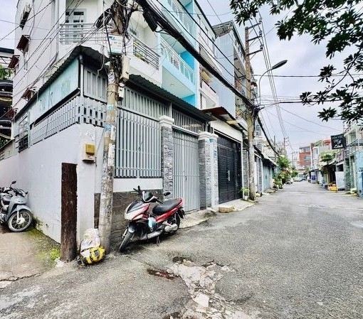 4 tầng 42m2 có 6 tỏi x Lê Hoàng Phái Phường 17 Gò Vấp TP. Hồ Chí Minh. 2