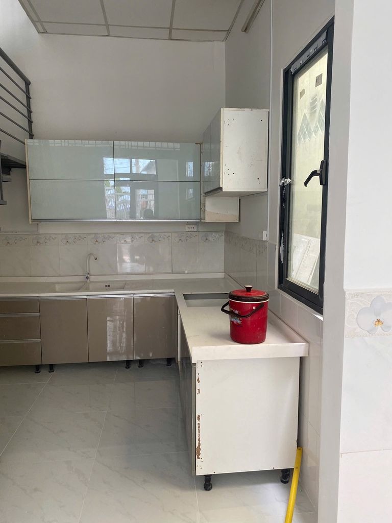 CHO THUÊ NHÀ MỚI XÂY, 1TRỆT 1 LẦU, 2PN, 9TR.NGAY CHỢ HIỆP BÌNH 2