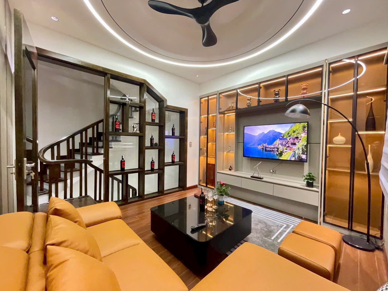 Bán căn 4 tầng mặt phố phường Cẩm Thượng, TP Hải Dương, 52.8m2, mt 11m, 4 ngủ, 4.68 tỷ 3