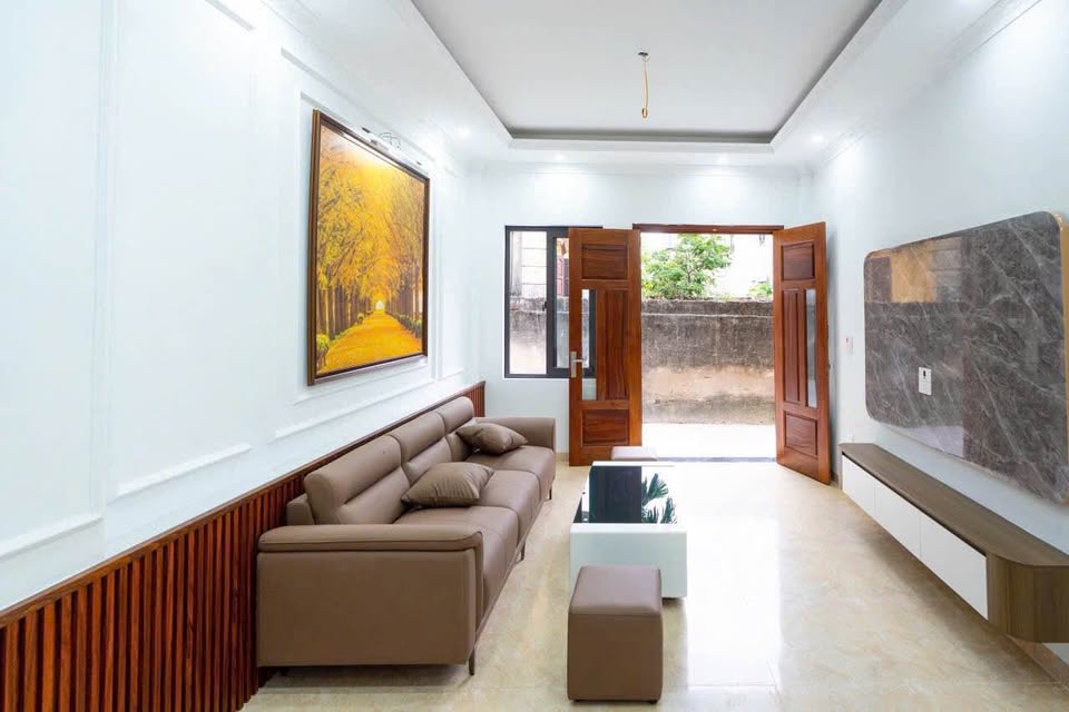 Bán nhà xã Đan Phượng, Hà Nội 40M 4 Tầng, 4 ngủ, ngõ rộng ô tô gần nhà giá 4.x tỷ 2