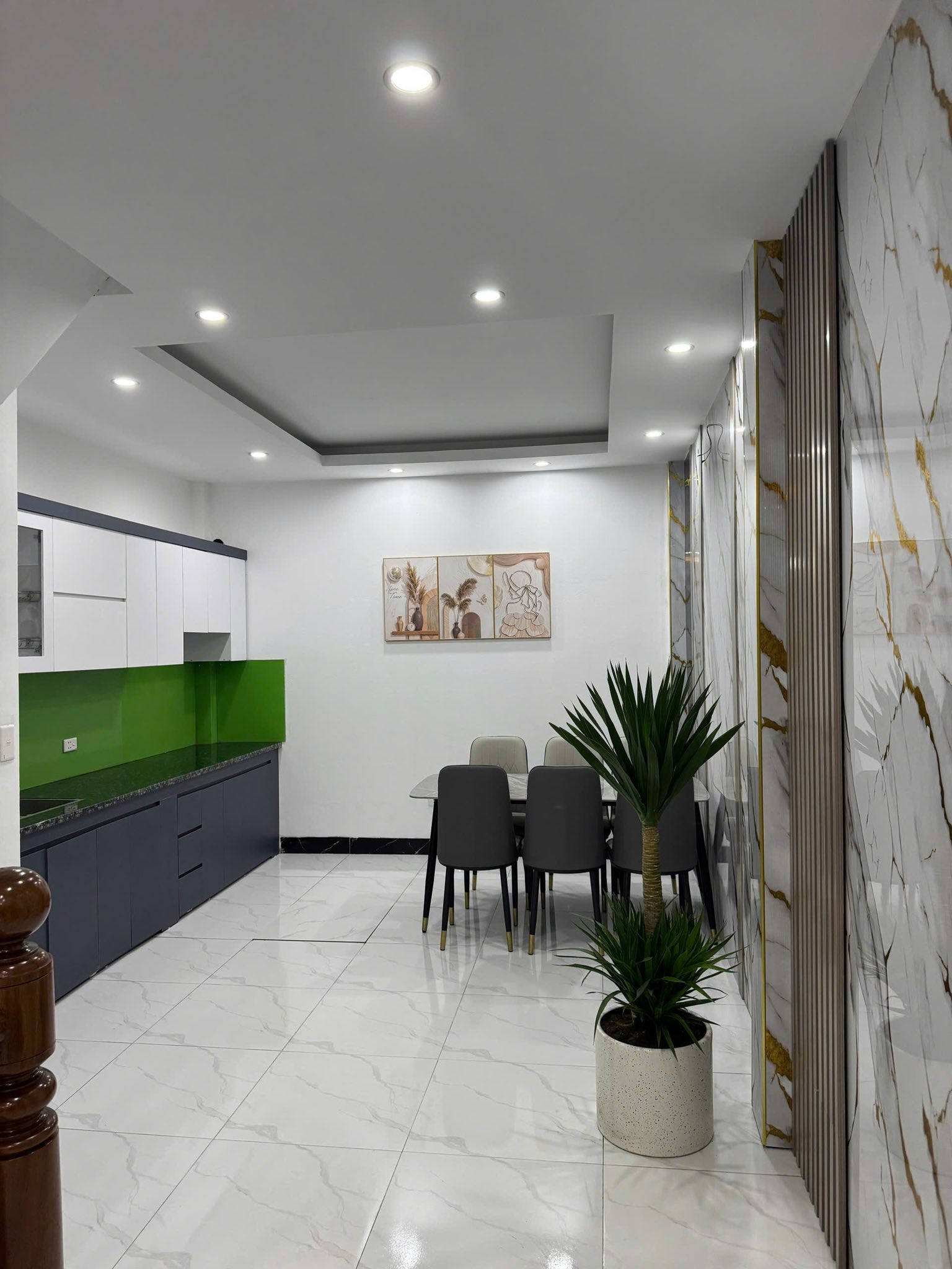 Bán nhà Đại Mỗ 40M 4 Tầng, 4p ngủ, gần đường lớn ô tô đỗ gần giá 7.5 tỷ 2