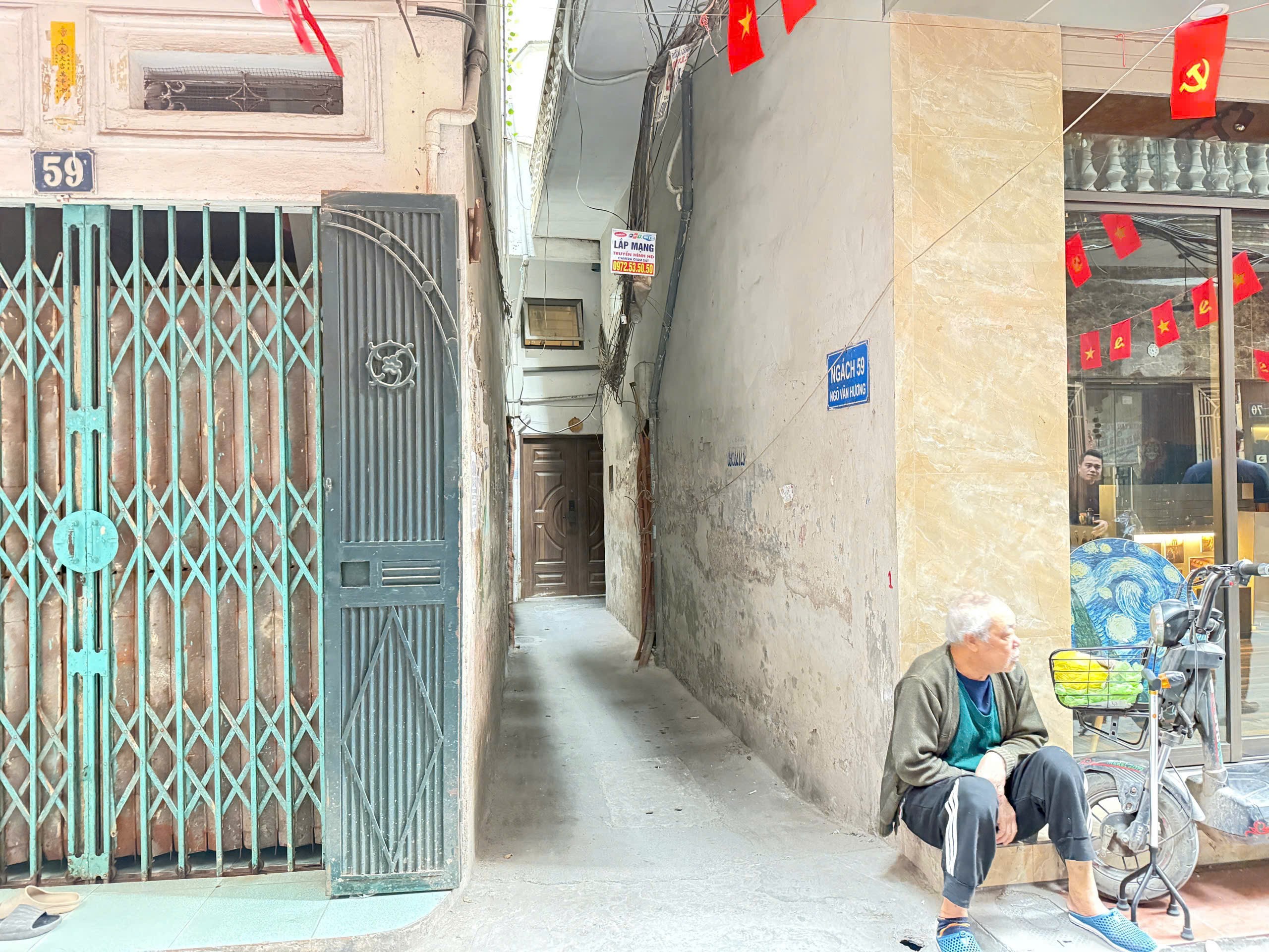 HIẾM THẬT SỰ!:GẦN Ô TÔ– 6 TẦNG ĐẦU TƯ – SỔ ĐỎ NỞ HẬU Bán nhà Đống Đa 2