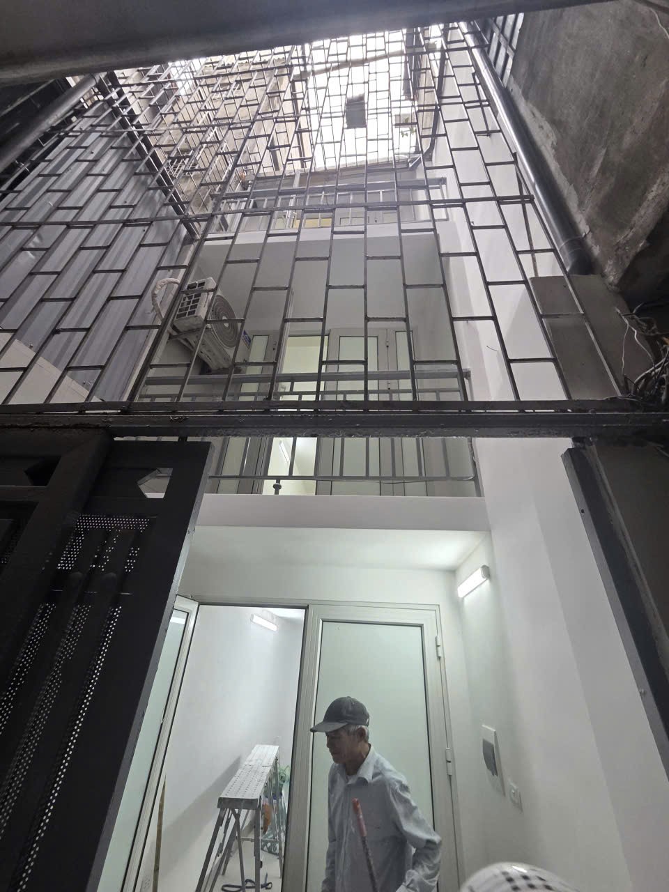 hiếm!: THOÁNG TRUNG TÂM - LÕI VĂN MIẾU- TẦM TIỀN HIẾM Bán nhà Đống Đa 2