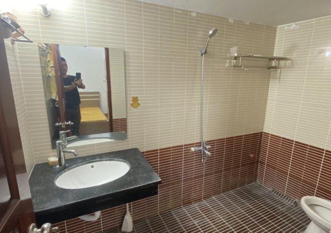 Cho thuê Căn hộ Apartment giá rẻ tại Số 98 ngõ 116 Phan Kế Bính, Cống Vị, Ba Đình. Chỉ 4tr 2