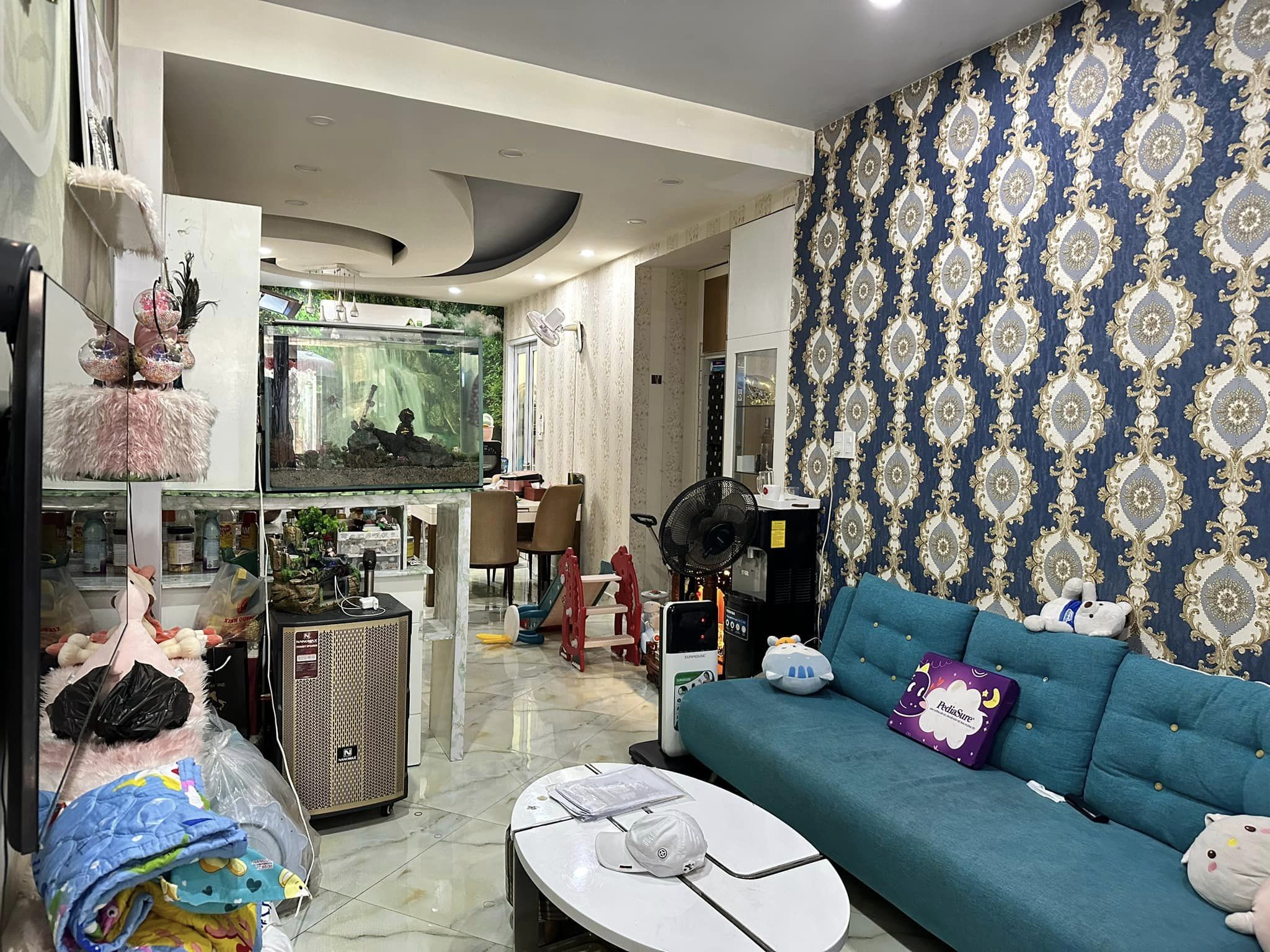 PHÚ NHUẬN - HẺM XE HƠI - 4 TẦNG BTCT - 72M² NỞ HẬU - GIÁ CHỈ 8.X TỶ 2