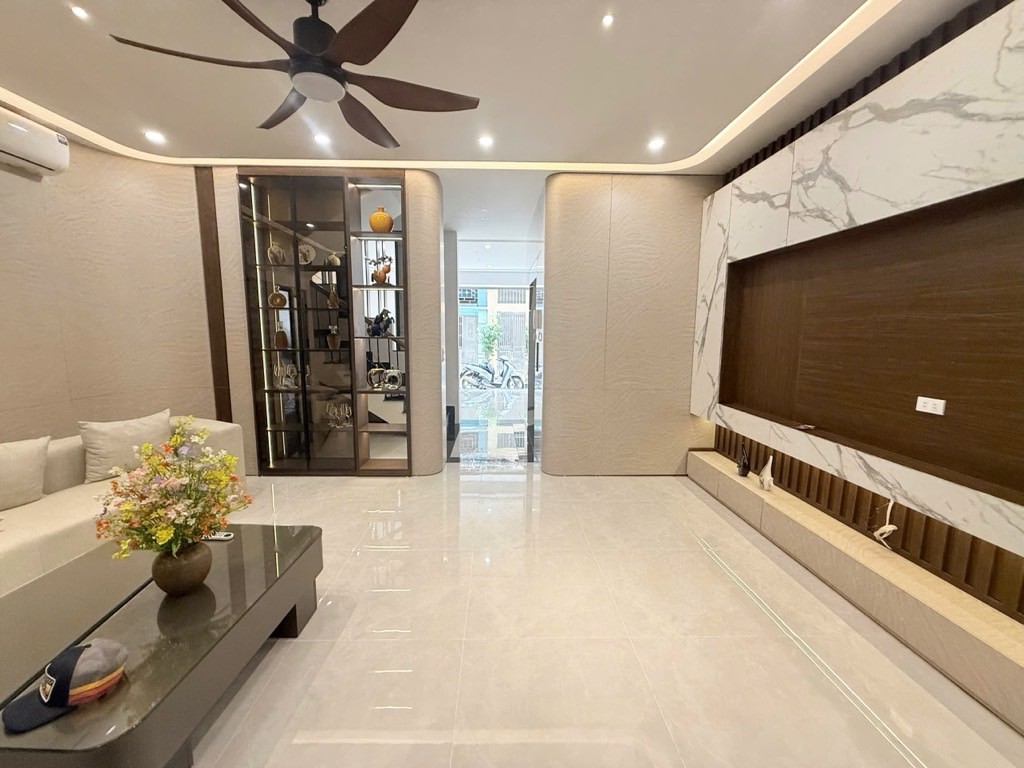 Bán nhà Giải Phóng, Hoàng Mai, Lô góc, ô tô, Thang Máy, Kinh doanh, 73m2, 20.8 tỷ(CTL) 2