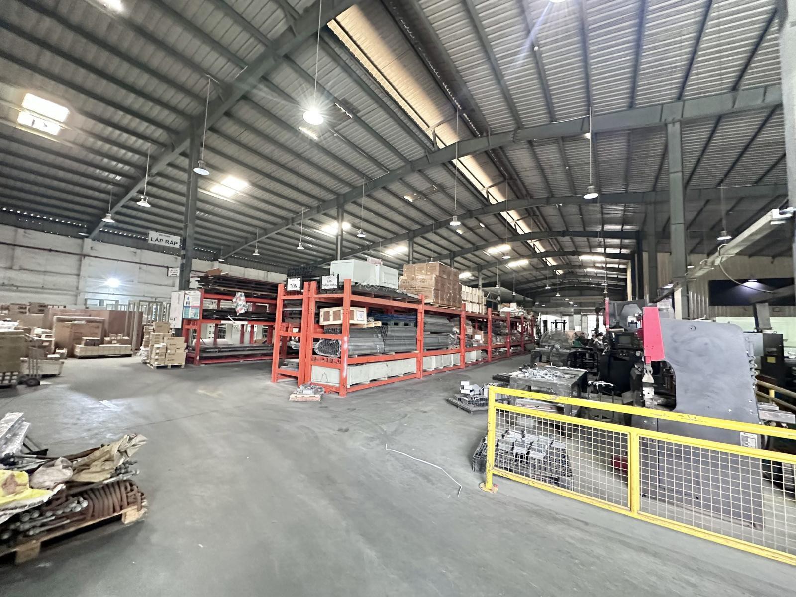 Cho thuê Kho - Nhà xưởng Xã Vĩnh Quỳnh, Thanh Trì, Diện tích 3900m², Giá Thương lượng 3