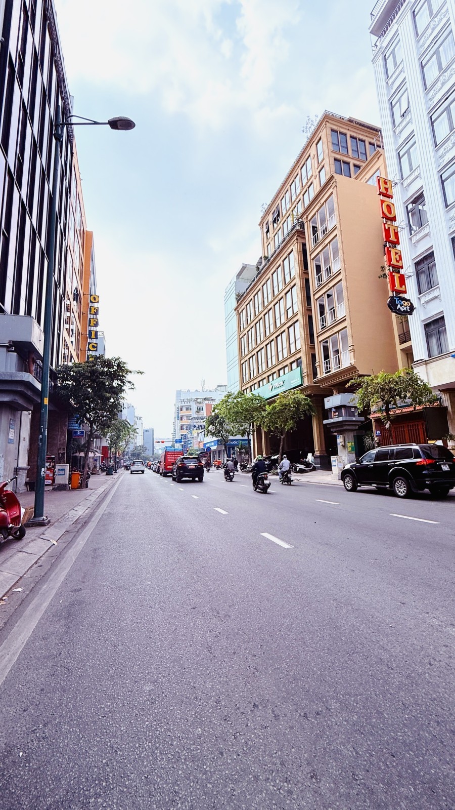 TOÀ CHDV MẶT TIỀN BẠCH ĐẰNG SÁT SÂN BAY - 7 TẦNG THANG MÁY - DÒNG TIỀN 130TR/THÁNG 3