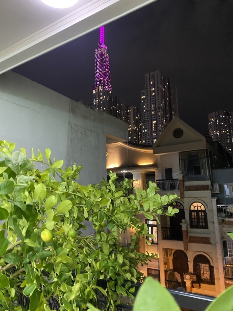 NHÀ HXH 10m CÓ VỈA HÈ ĐỐI DIỆN LANDMARK 81 - 80m2 (4×20) 4 TẦNG - 18.9 TỶ 2