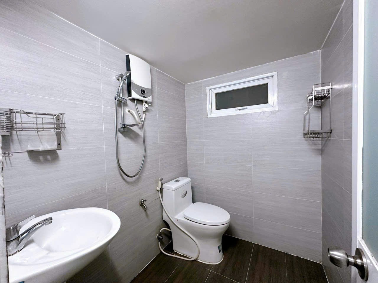 CHDV 106m2 NGUYỄN TRỌNG TUYỂN - 14 PHÒNG FULL NT - DOANH THU GẦN 100TR/THÁNG - 18 TỶ 2