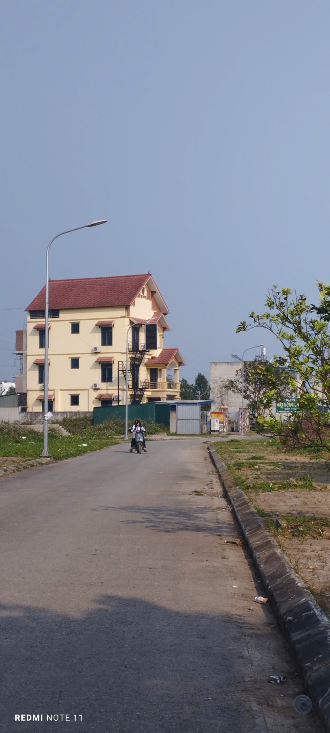 BÁN ĐẤT THỔ CƯ CẠNH GA METRO CỔNG ĐHQG, GIÁP LEGACY PHÚ CÁT CHỈ 3 TỶ NHỈNH. 2